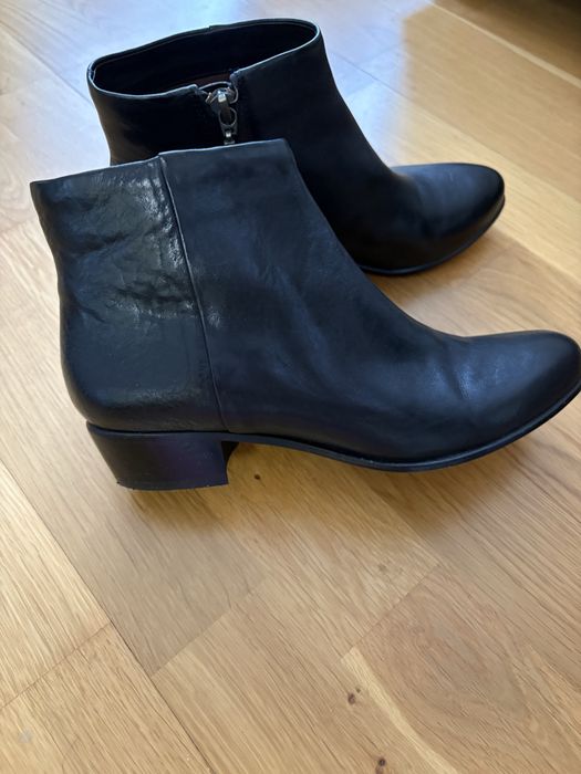 Дамски черни боти