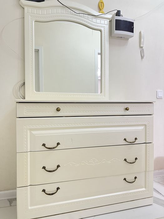 Комод с зеркалом недорого