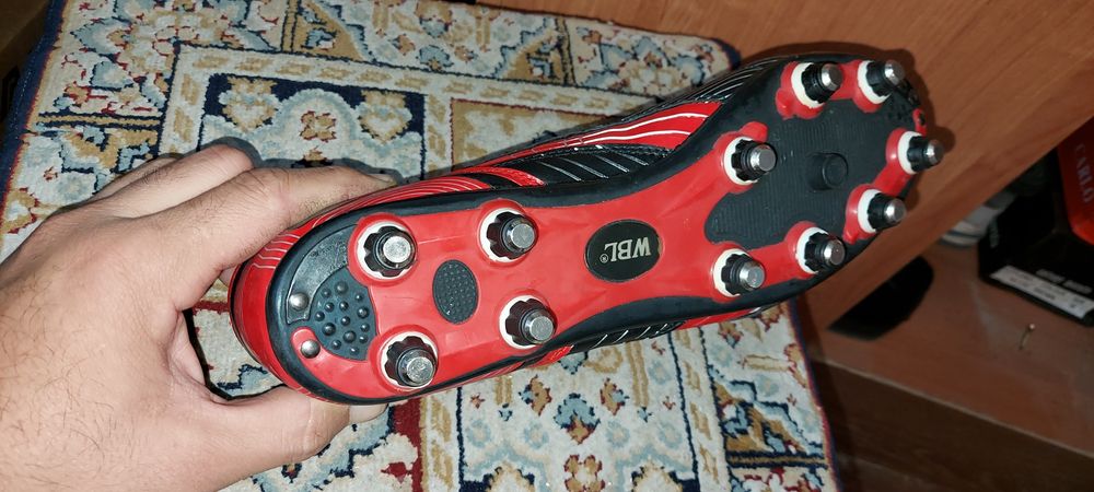 Буцы оригинал для футбола