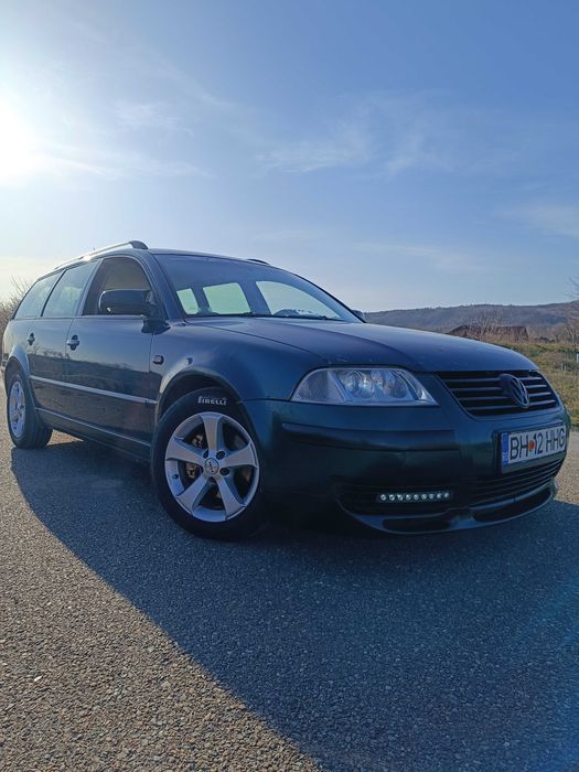 Vând volkswagen passat b5