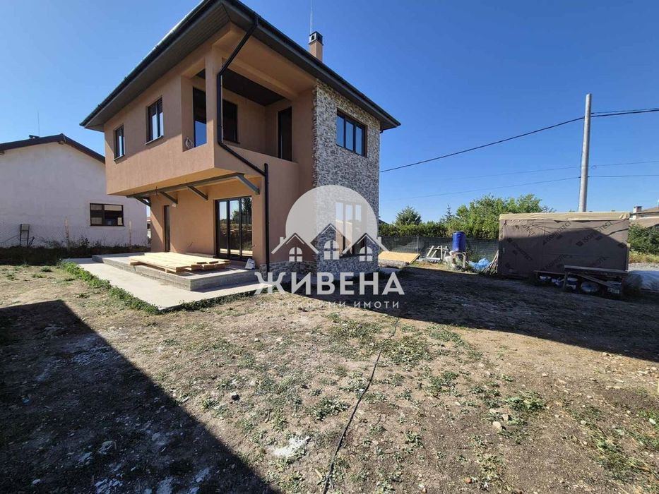 Продава нова къща в с.Яребична площ 113 кв.м