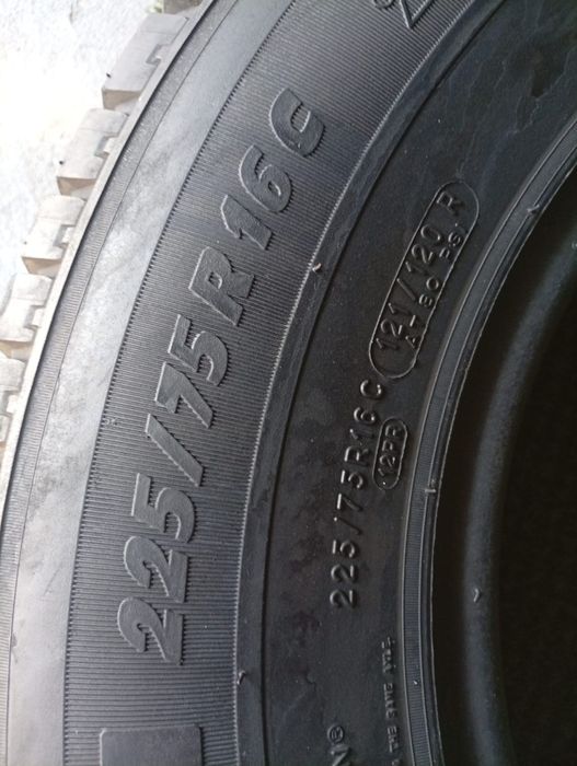 225 75 16c Michelin