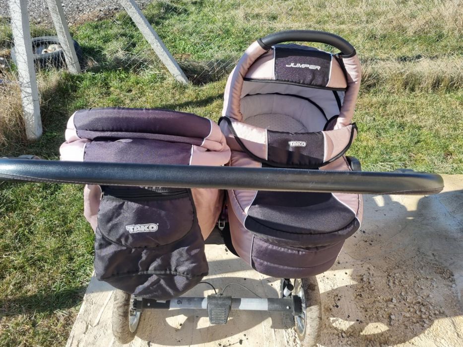 Продавам количка за породени деца