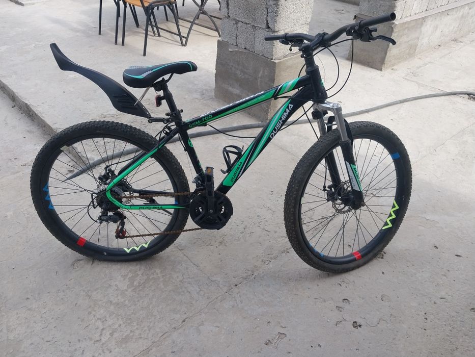 Ат үстіндегі жалаңаш қыз