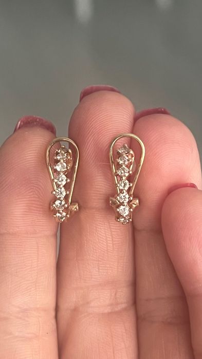 Cercei din aur cu diamante „rând de pietre”, aur 585 (14K).