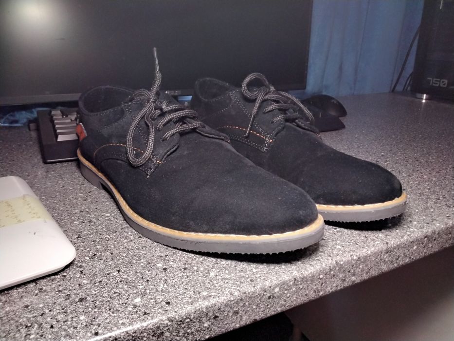 Pantofi din Catifea Frumoasă de Costum (stare nouă)