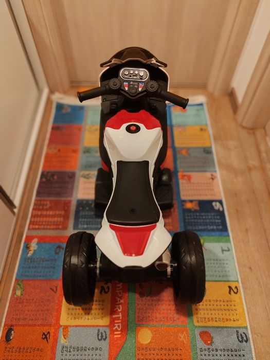 Motocicleta electrica model BMW