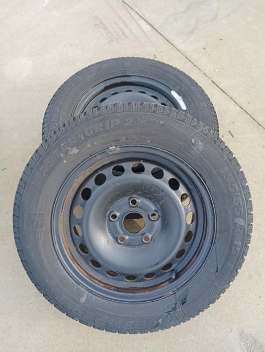 Зимни гуми с джанти  195/65/15
