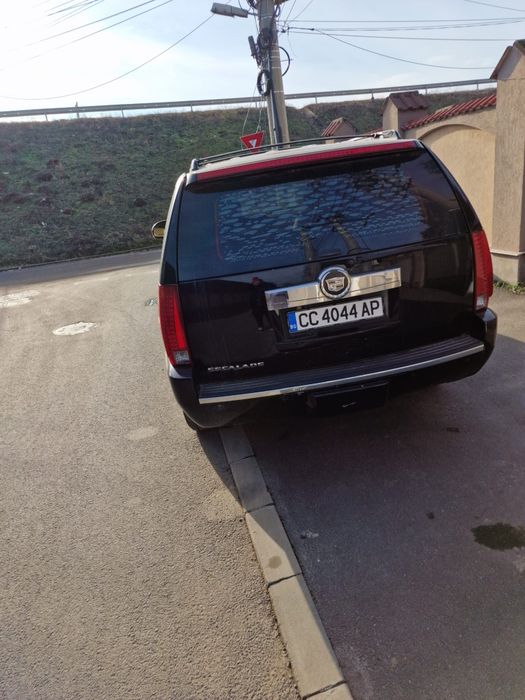 Cadilac escalade 6000 benzina