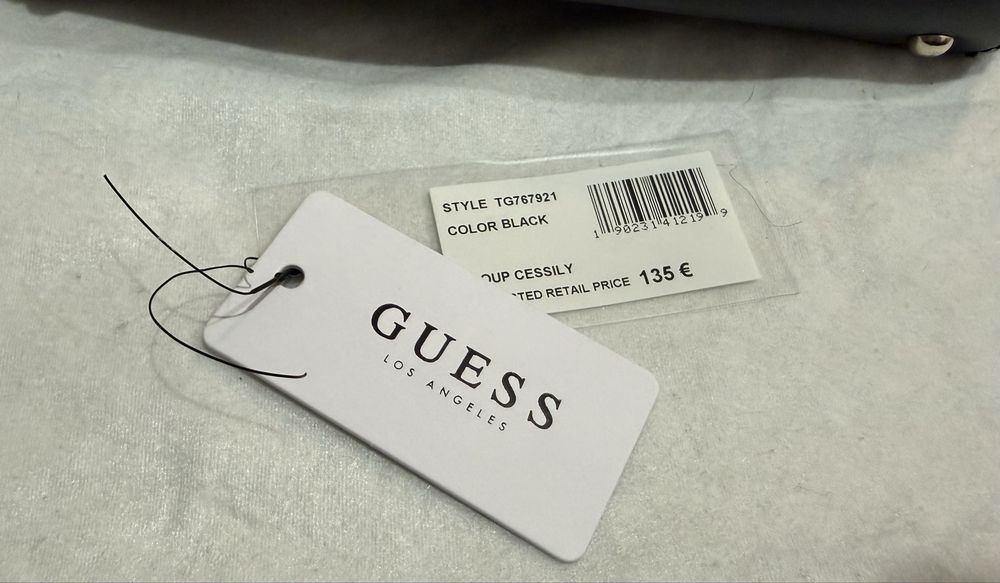 Черна чанта Guess