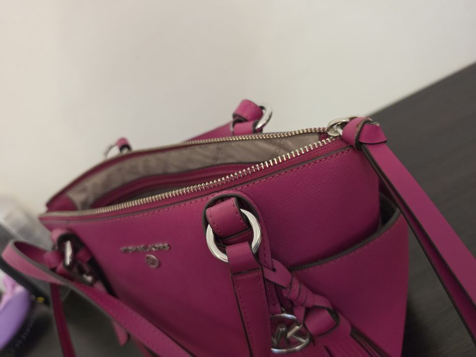Geantă Michael kors- roz fucsia piele naturală