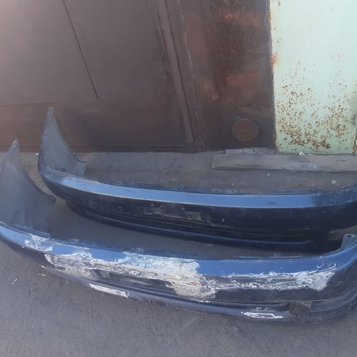 Бампер на тоету cresta90