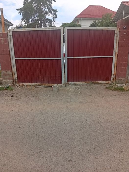 Продам ворота 4м, 1м калиткавысота 2.10