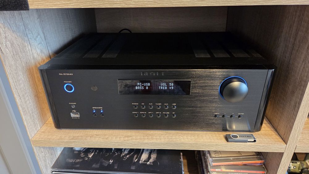 Amplificator integrat Rotel 1572 mk2