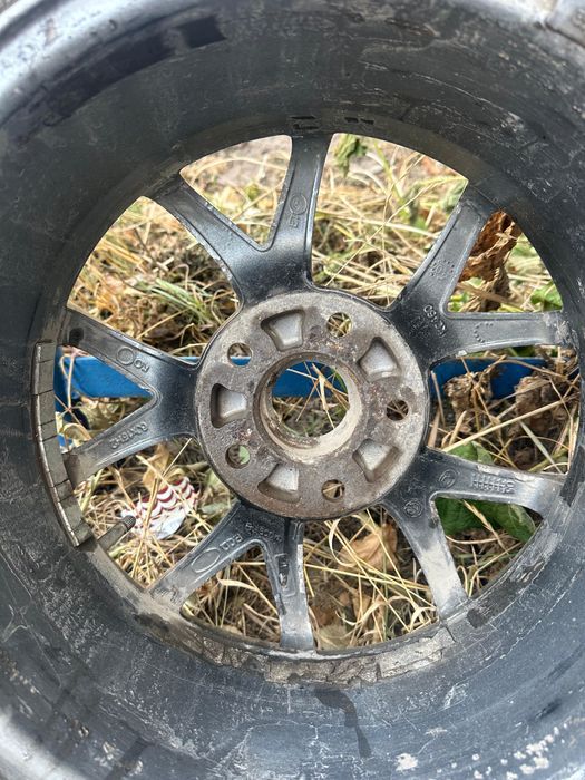 Продам Зимние колеса с дисками R15