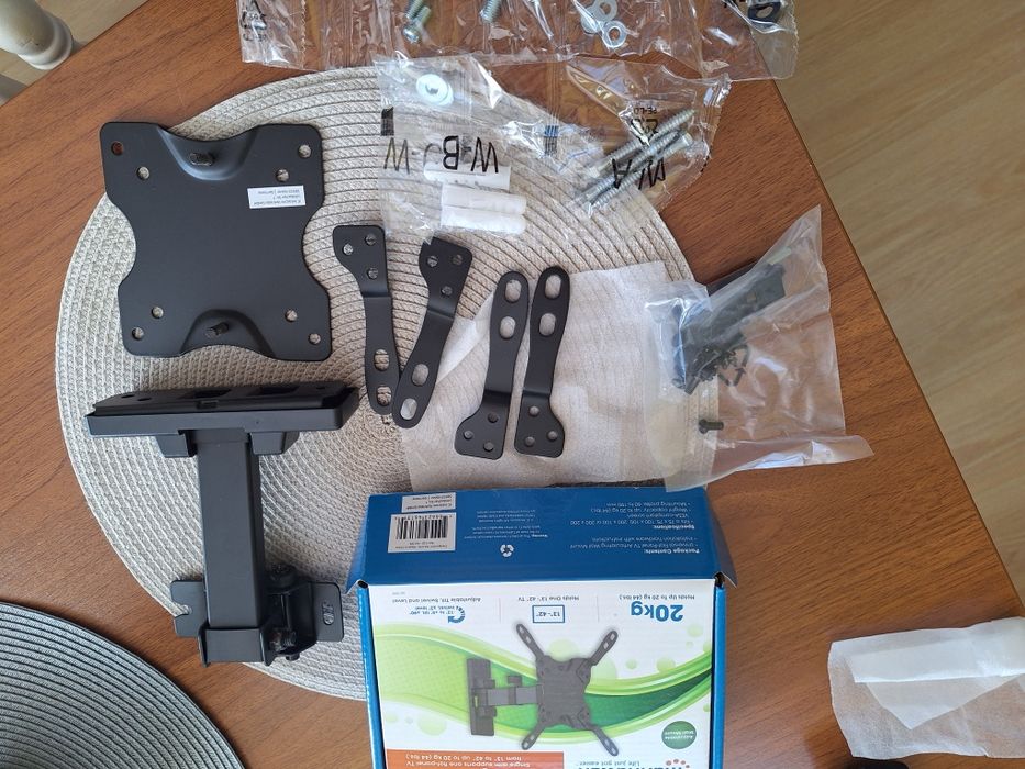 Стойка за телевизор