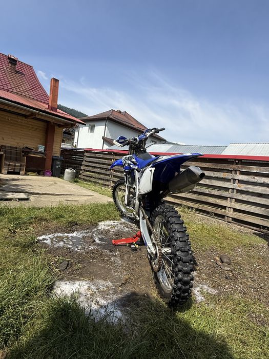 Cross Yamaha YZF