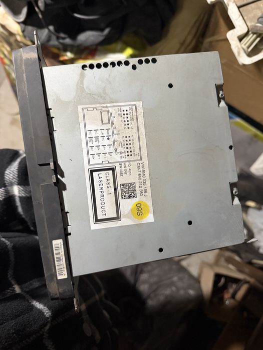 Продам оригиналный магнитафон и рамку