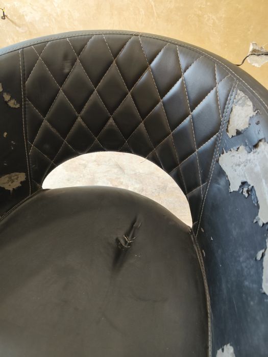 Парикмахерское кресло