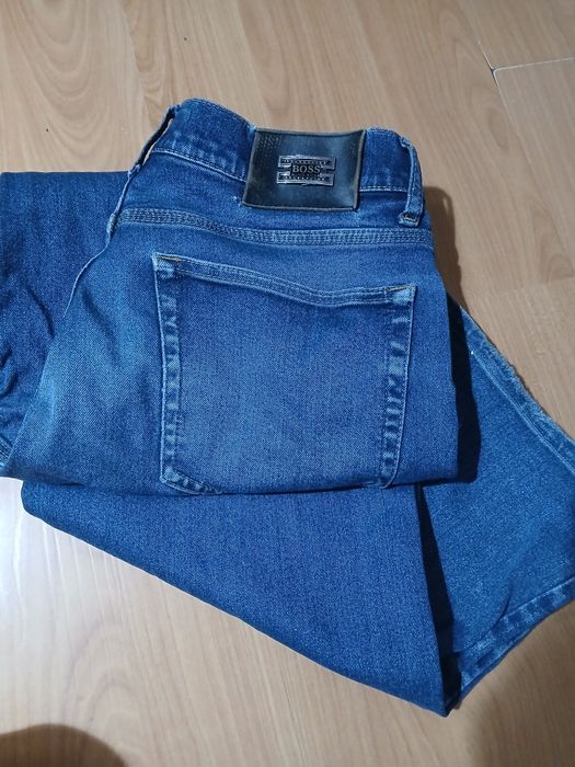 Джинсы б/у в отличном состоянии