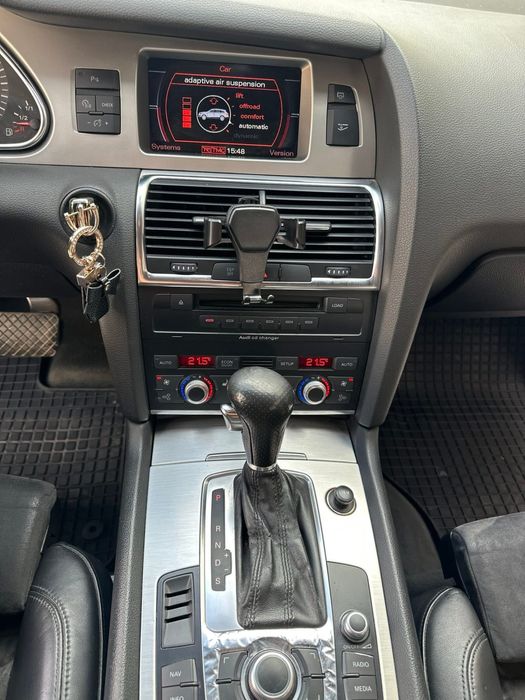 Audi Q7 3 TDI 7 местна