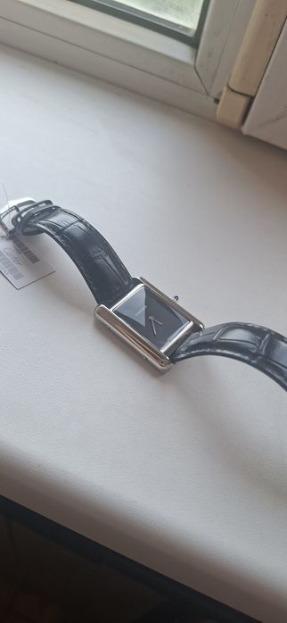 Часы ручные cartier tank