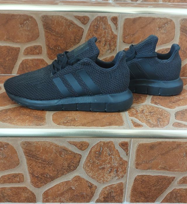 Adidas оригинални маратонки