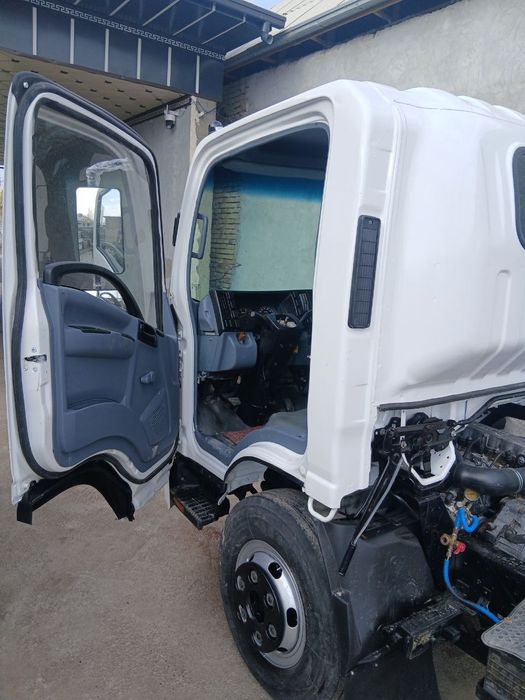 Афтобуздан тахланган