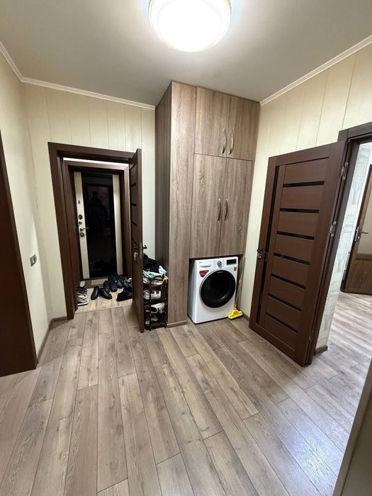 Юнусабад-16.  4/1/9. 2х6 балкон, метро Туркистон срочная продажа