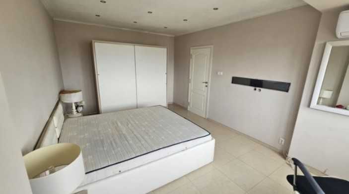 Продава се Двустаен апартамент в София, Център - 67 кв.м за 3508 €/кв.м - Снимка #5