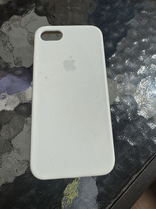 Чехлы на айфон 8