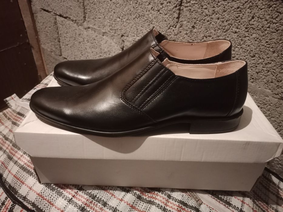 Туфли сатылады новый