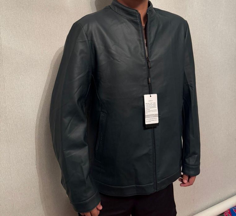 Продам кожанную куртку