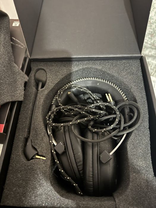 Hyperx Cloud Core наушники