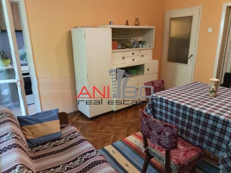 Продава се Тристаен апартамент в Варна, Спортна зала - 85 кв.м за 2189 €/кв.м - Снимка #3