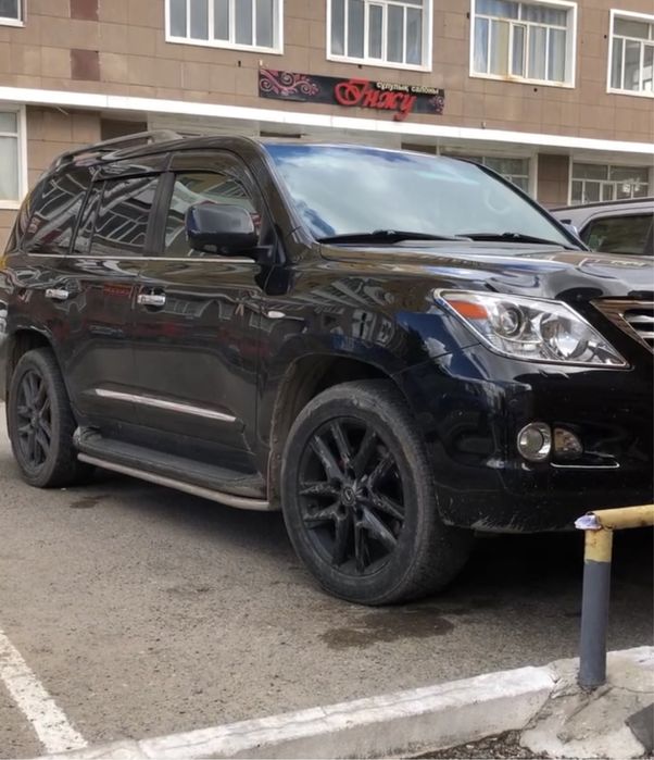 Авто шторки Lexus LX570 / Астана