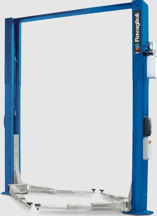 Подъемник двухстоечный Италия Ravaglioli 4 тонны 380V б.у