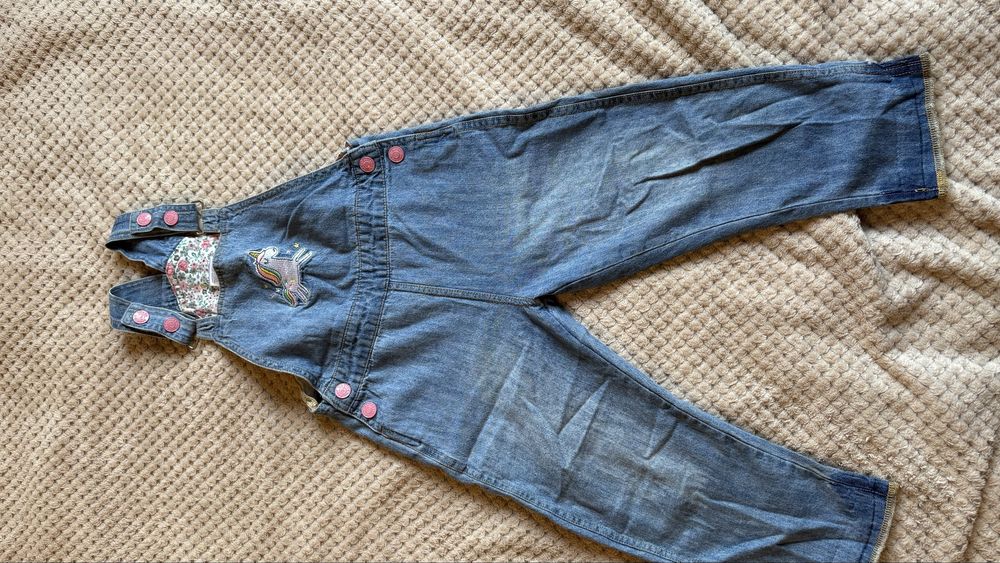 Продам детские вещи