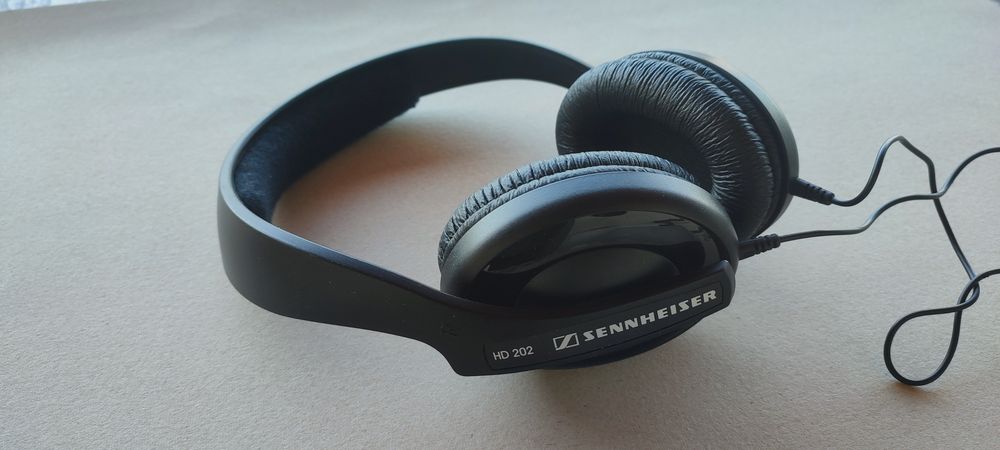 Слушалки Sennheiser HD 202