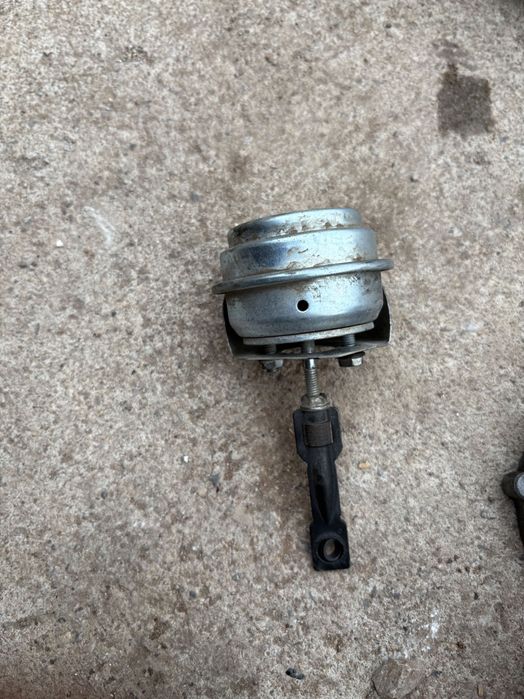 Части за голф 5 1.9tdi 105k