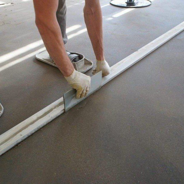 Стяжка пола сухая