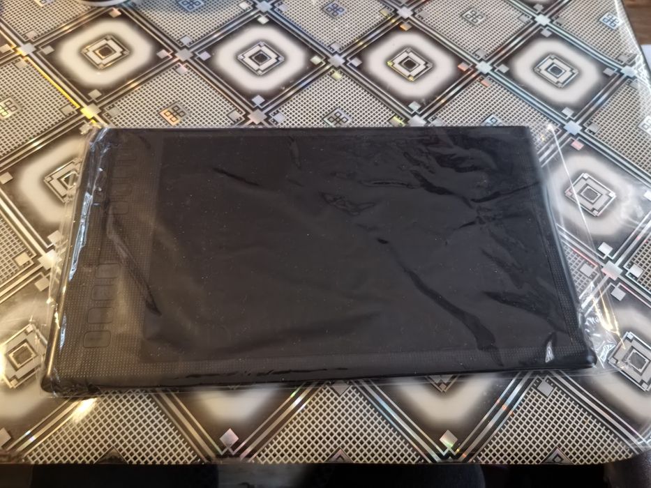 Графичен таблет Huion