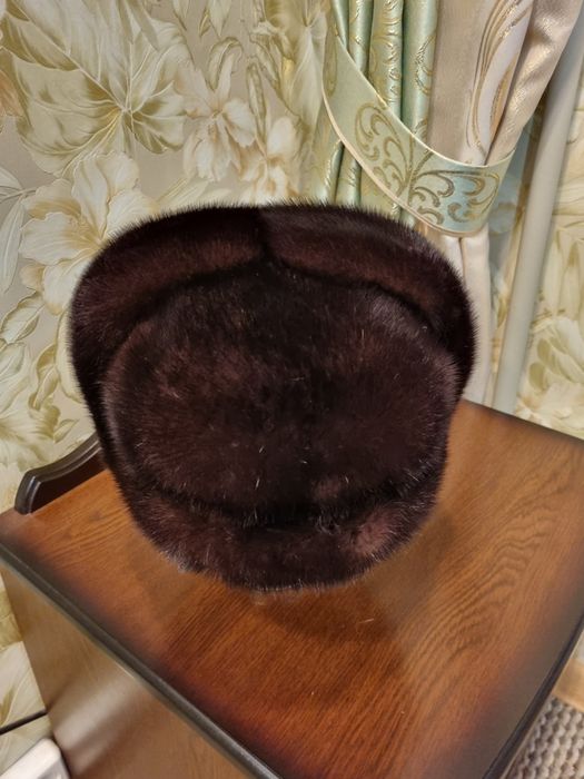 Продам шапку норковую