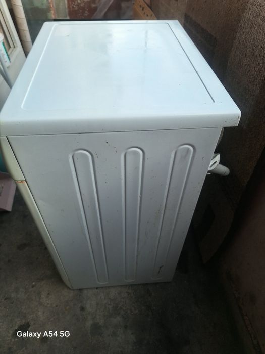 Пералня 5кг работеща