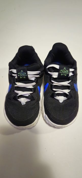 Маратонки Nike 21 размер