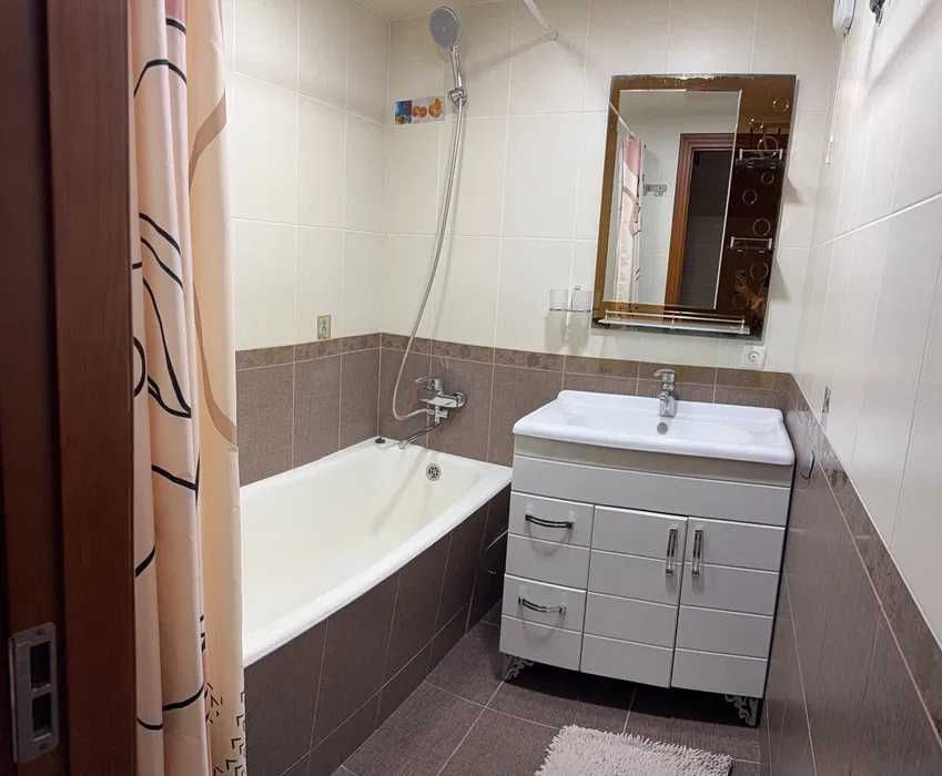 Продается 5ти комнатная квартира, Район Сергели, Куйлюк массив 5, 0837