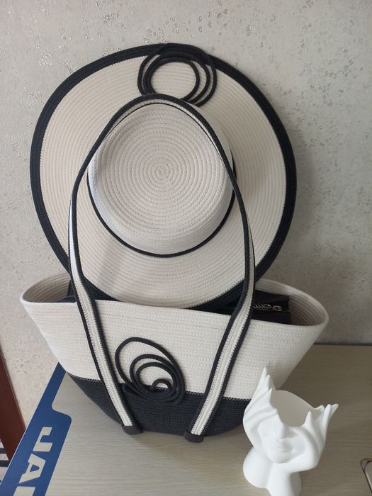 Продам набор сумка и панама