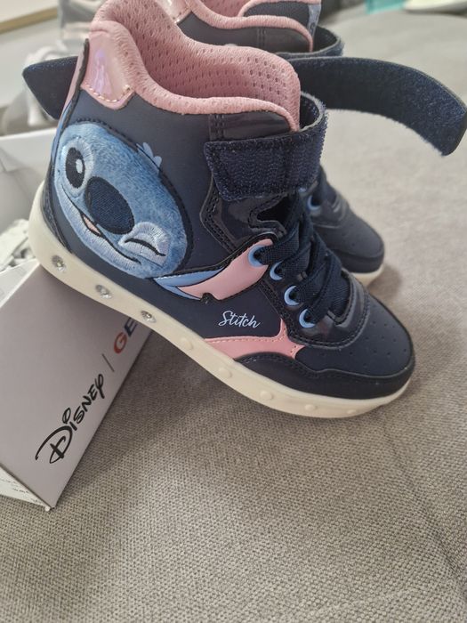 Ghete geox stitch noi marimea 30