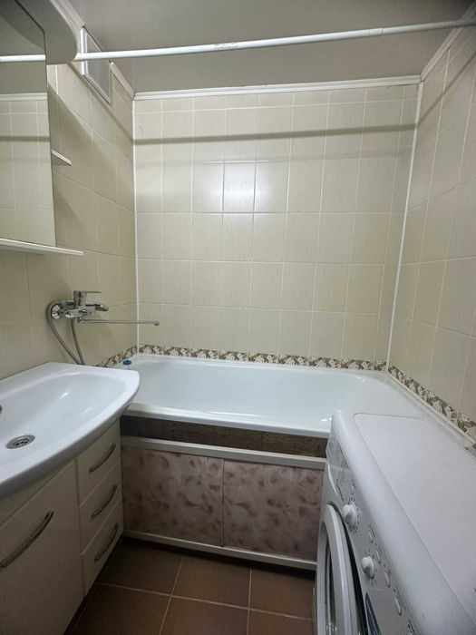 2 комнатная 20 мкр