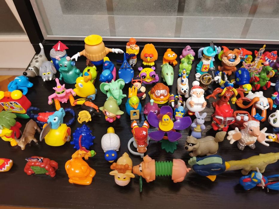 Всичко 280 лв 95 бр Нови и 150 бр сглобени Kinder/ Киндер играчки